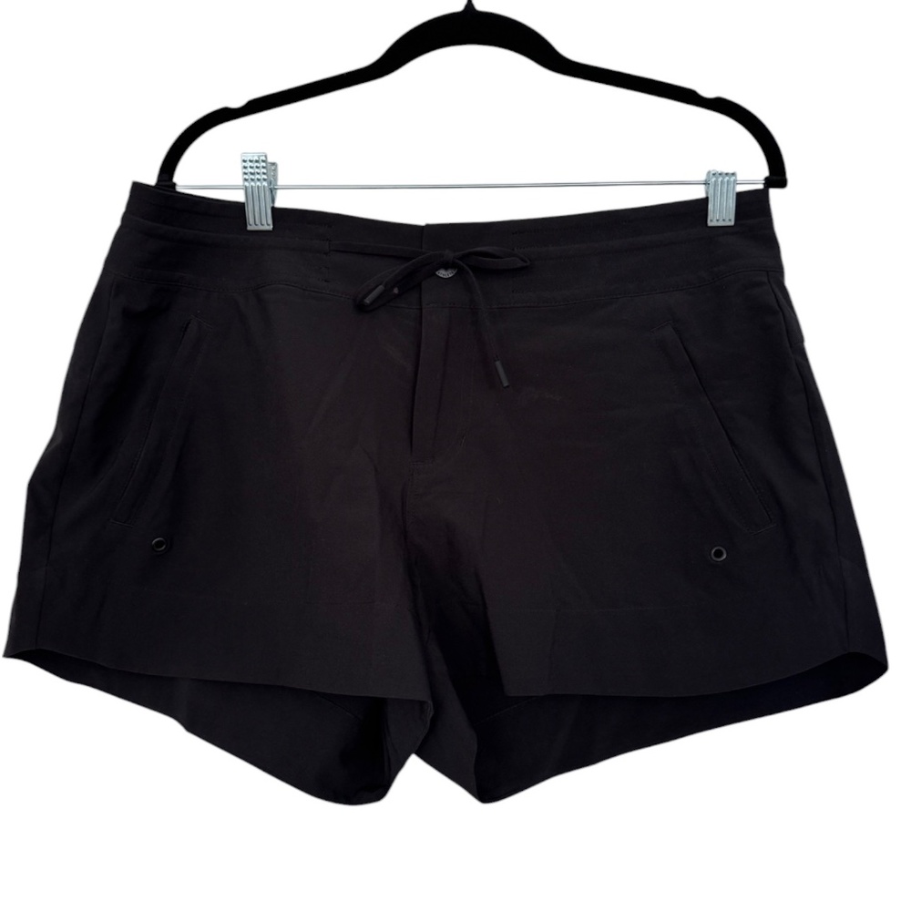 Athleta Women's Shorts